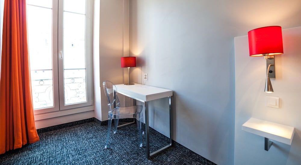 Amaryllis Hotel Standard Twin Room, 2 Twin Beds 9