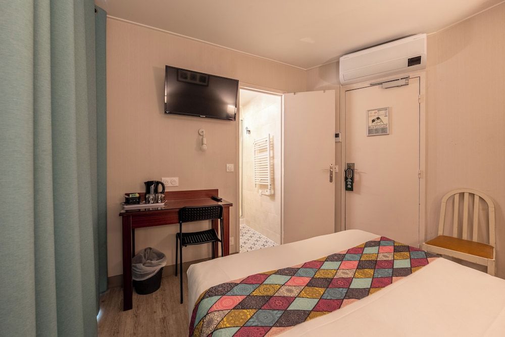 Hotel Relais Bergson Classic Double Room 12