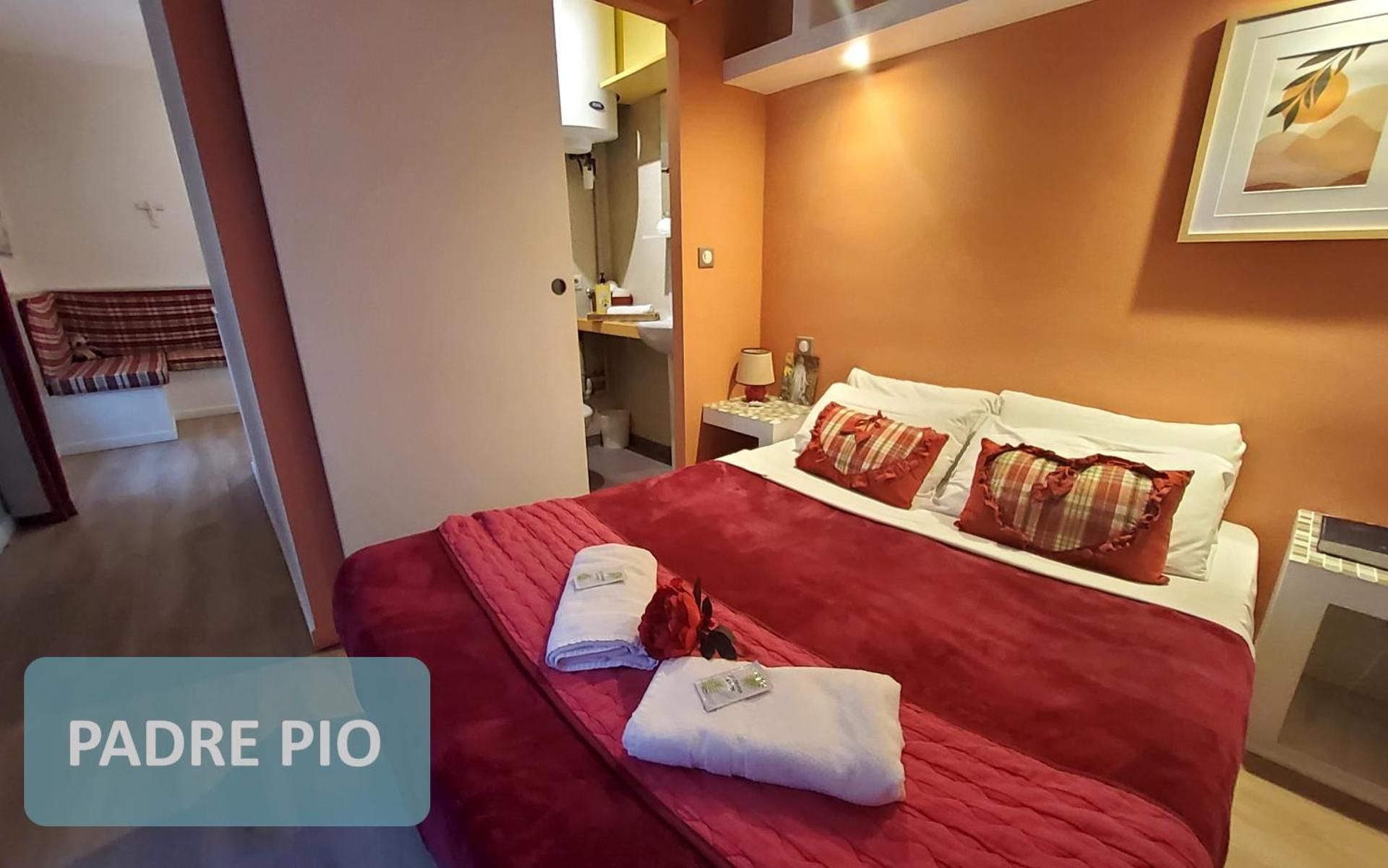 Standard Double Room with Balcony