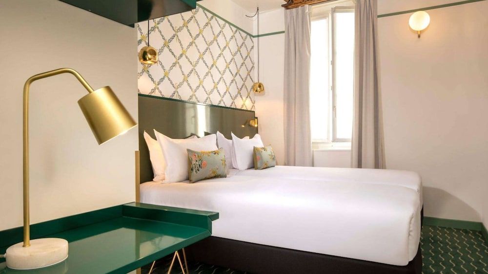 undefined Hôtel des Deux-Iles - Notre-Dame 2