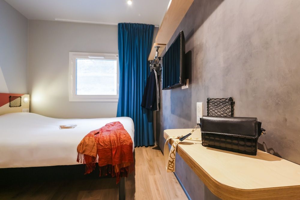 Room, Multiple Beds