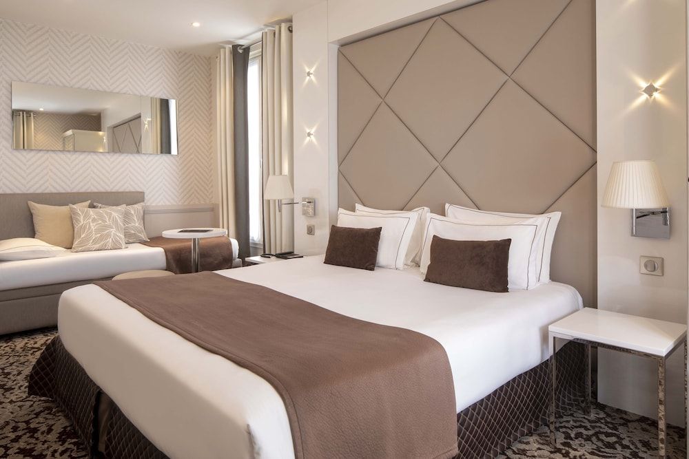 undefined Hotel Longchamp Elysees 4