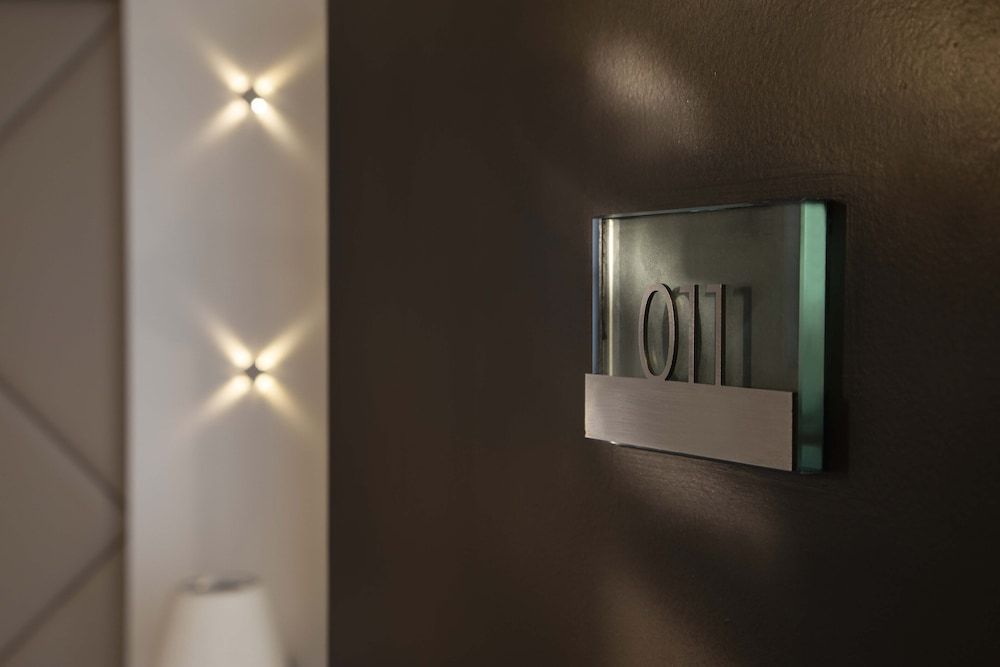 Hotel Longchamp Elysees Standard Double Room 12