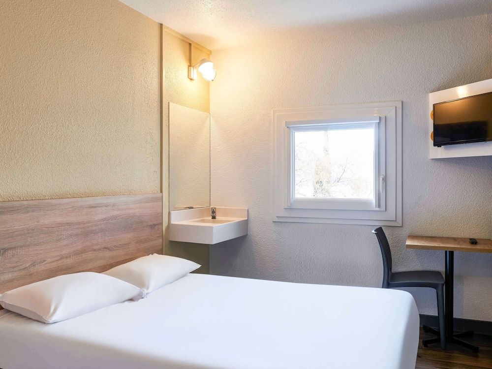 Room, 1 Double Bed, Private Bathroom (Cabrio)