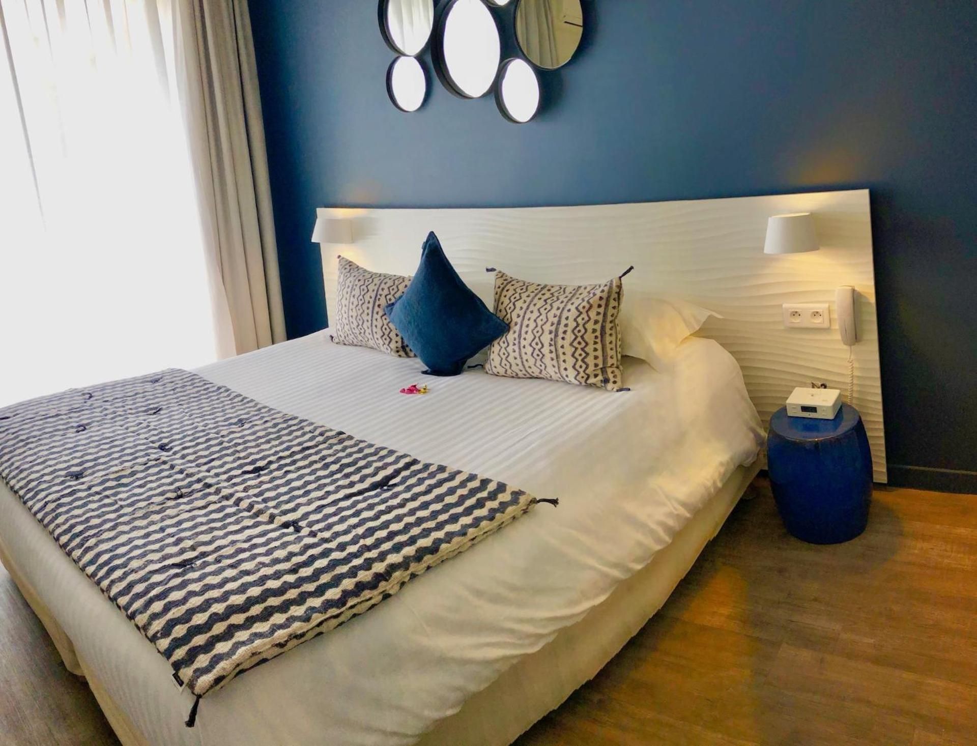 Triple Room with Terrace and Sea View