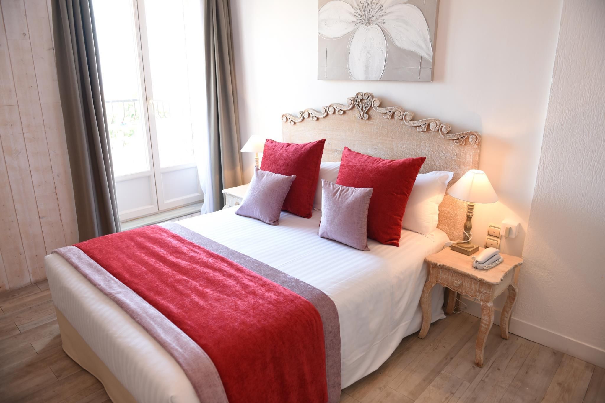 Double Room with Balcony and Sea View