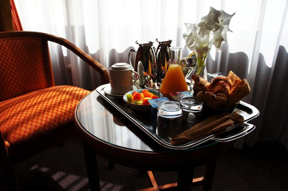 Le Grand Monarque Double or Twin Room, Park View 5