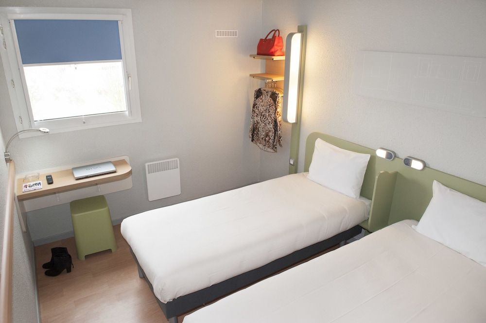 Twin Room, 2 Twin Beds