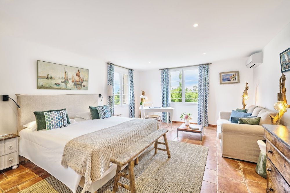 Classic Junior Suite, Garden view