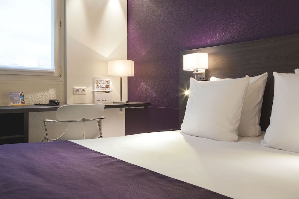 KYRIAD LILLE GARE - Grand Palais Standard Room, 1 Queen Bed 3