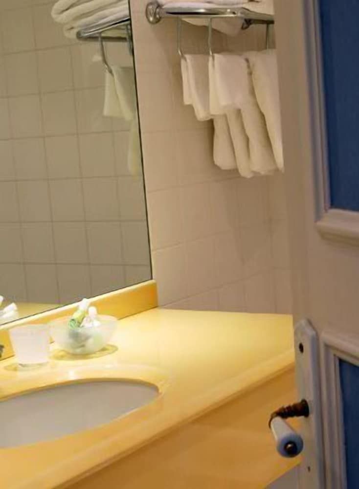 Yeuse Superior Double Room 5