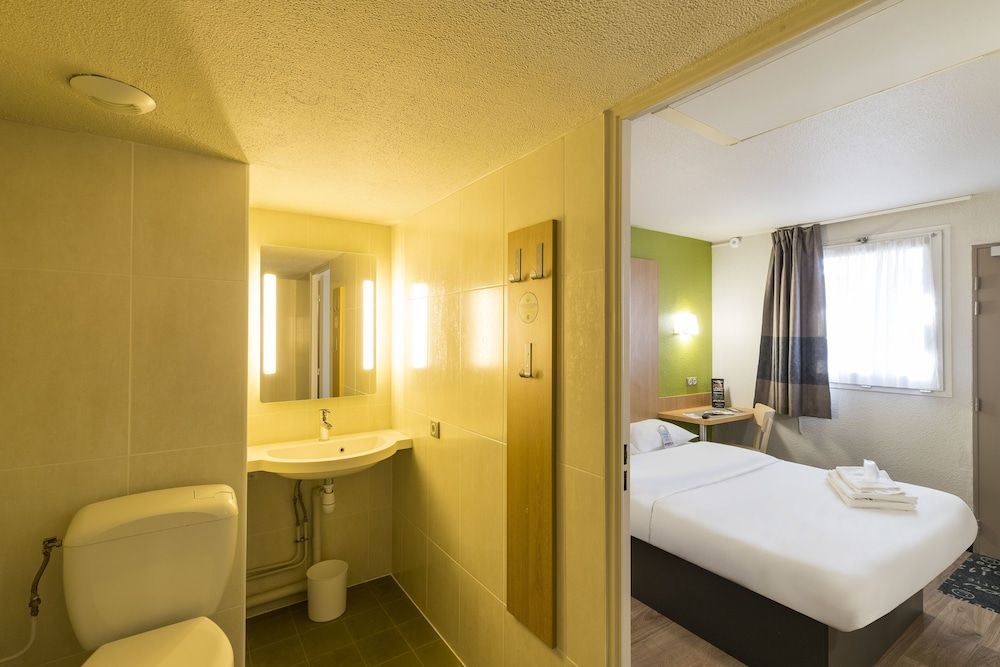 B&B HOTEL Auxerre Bourgogne Double Room, Mobility Accessible, Non Smoking