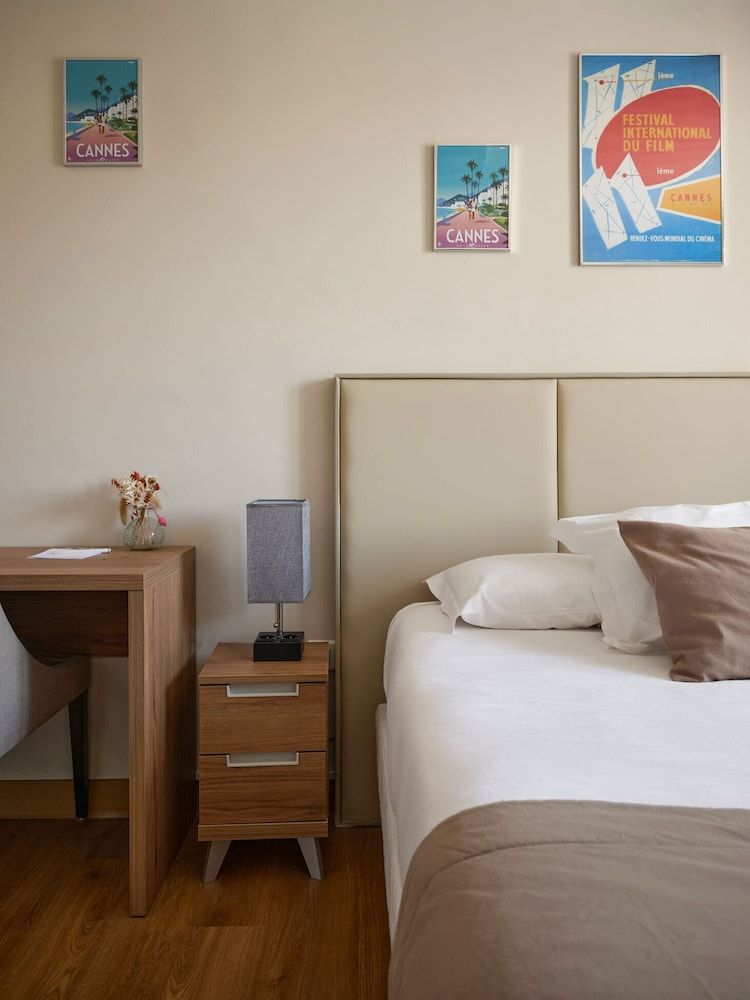 Des Congrès et Festivals Comfort Double Room, 1 Double Bed 5