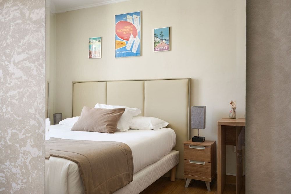 Des Congrès et Festivals Comfort Double Room, 1 Double Bed 4