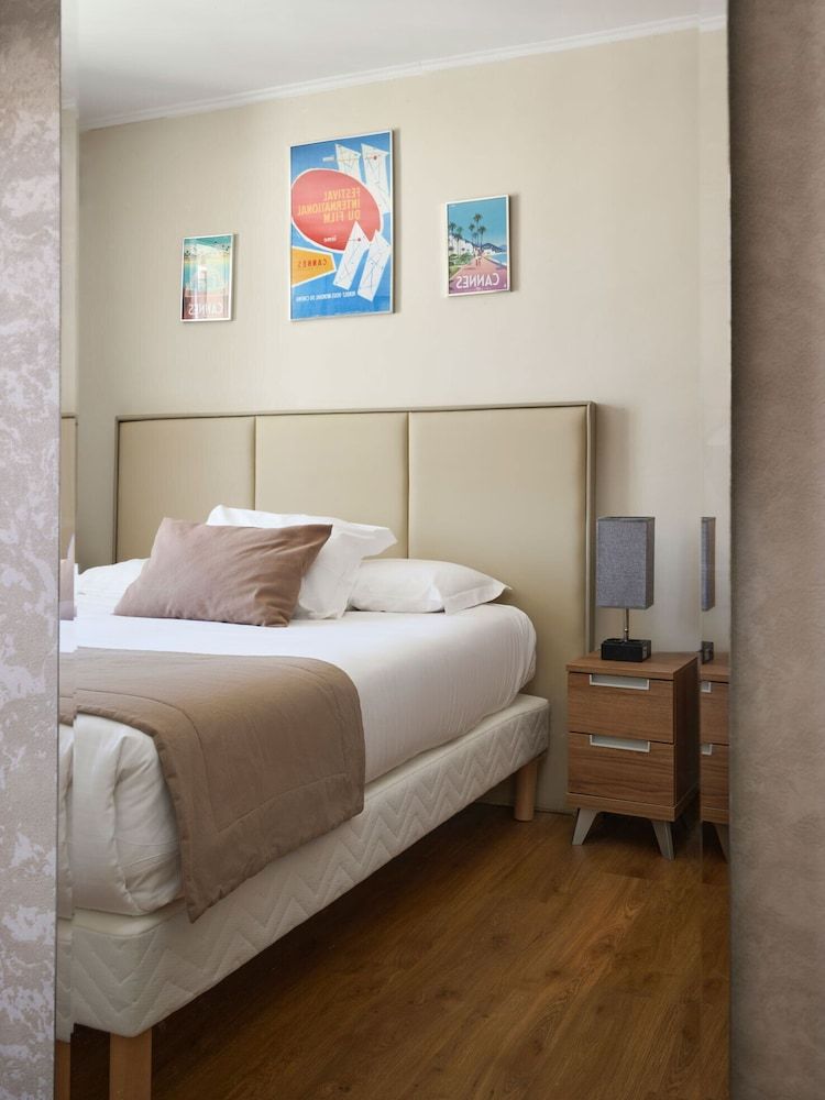 Des Congrès et Festivals Comfort Double Room, 1 Double Bed 7