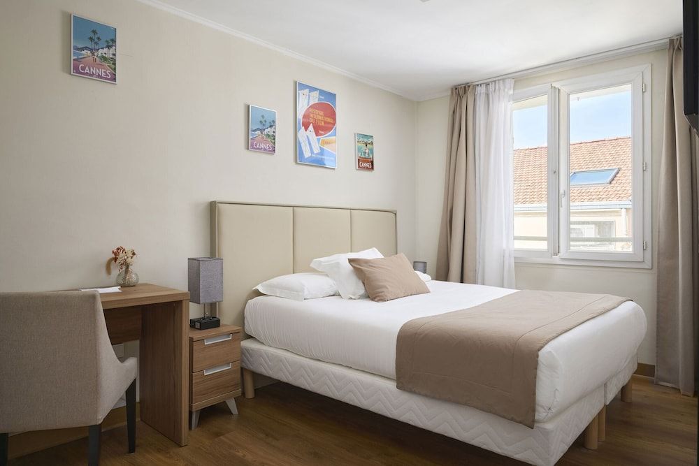 Des Congrès et Festivals Comfort Double Room, 1 Double Bed 2