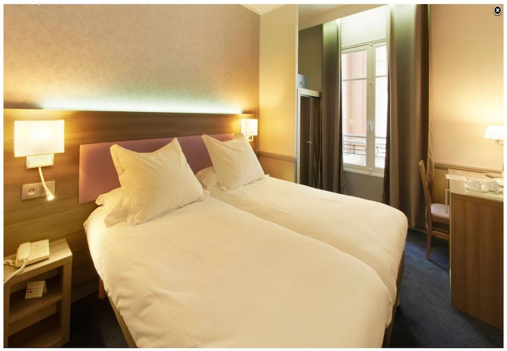 Hôtel Poussin Double or Twin Room 10