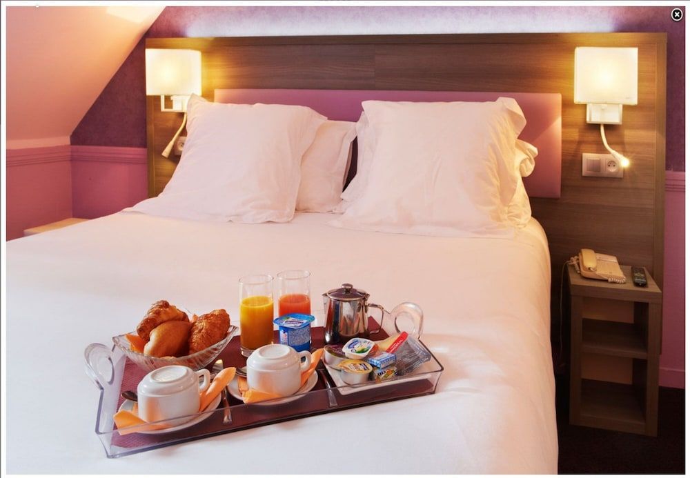 undefined Hôtel Poussin 2