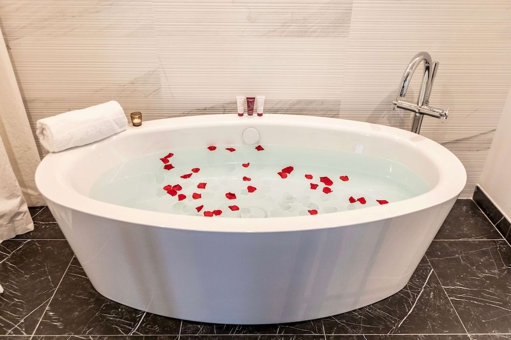 Best Western Plus Crystal, Hotel & Spa Exclusive Suite, 1 King Bed, Non Smoking, Terrace (Twin bed on request;with Sofabed) 7