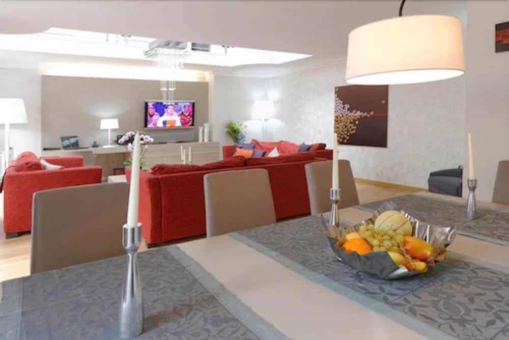 Résidence Alma Marceau Duplex, 5 Bedrooms 8