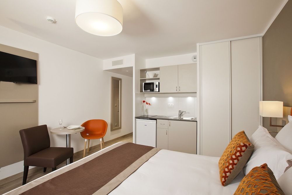 Residhome Paris Rosa Parks Studio 5