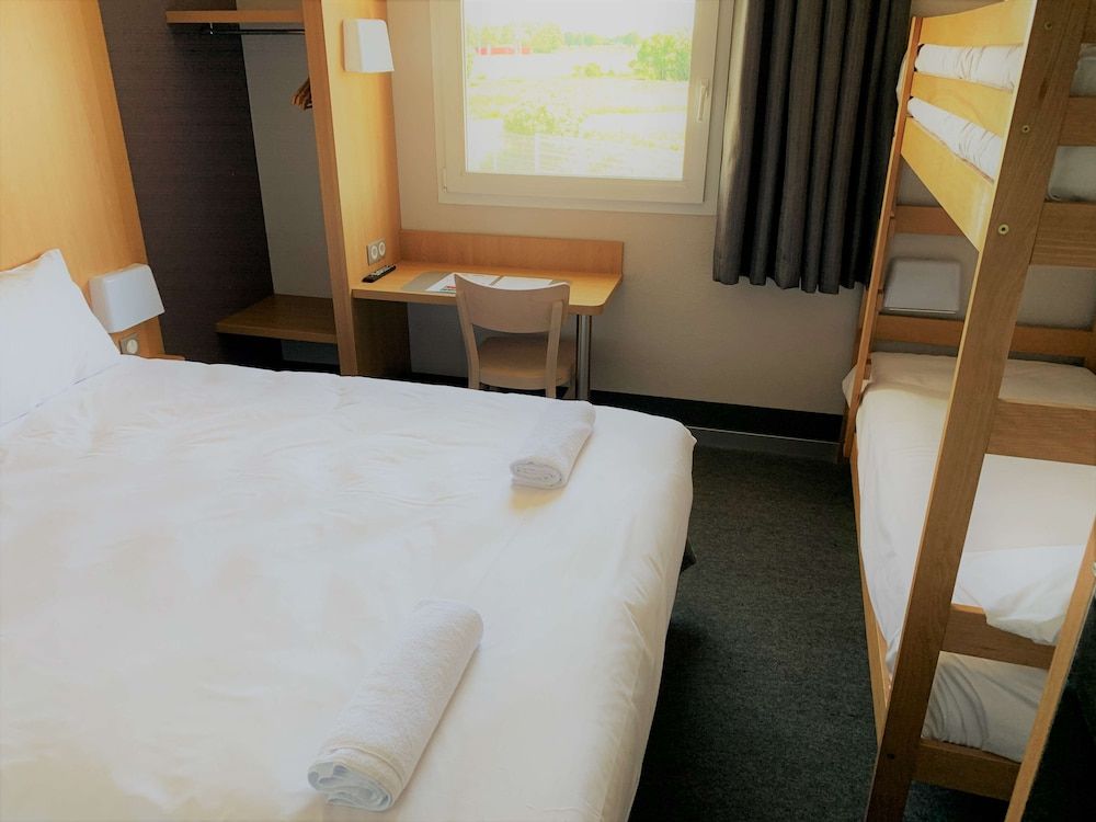 Kyriad Direct Clermont Ferrand Nord - Gerzat Standard Room, 1 Double Bed 2