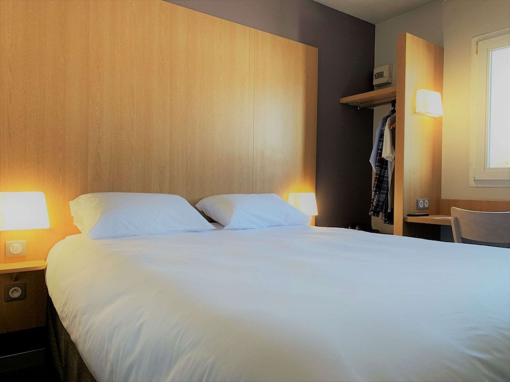 Kyriad Direct Clermont Ferrand Nord - Gerzat Standard Room, 1 Double Bed 4