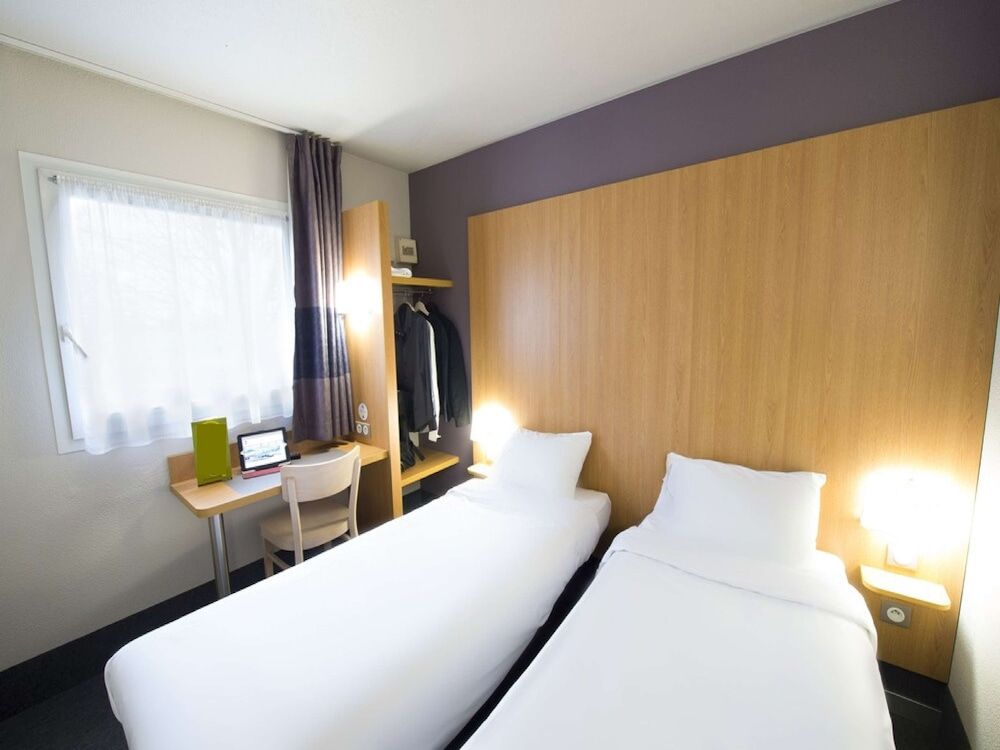Kyriad Direct Clermont Ferrand Nord - Gerzat Standard Room, 2 Twin Beds 4