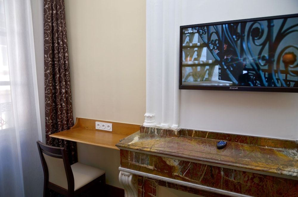 Hôtel Héliot, Cosy Places by Charme & Caractère Standard Room, 2 Twin Beds 10