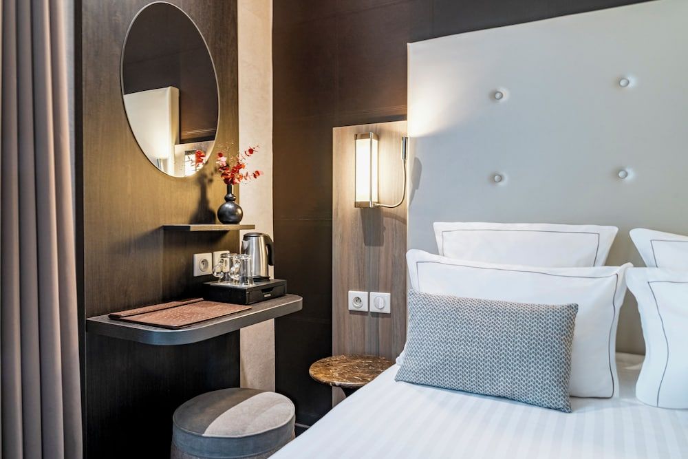 Hôtel de La Paix Tour Eiffel Classic Double Room