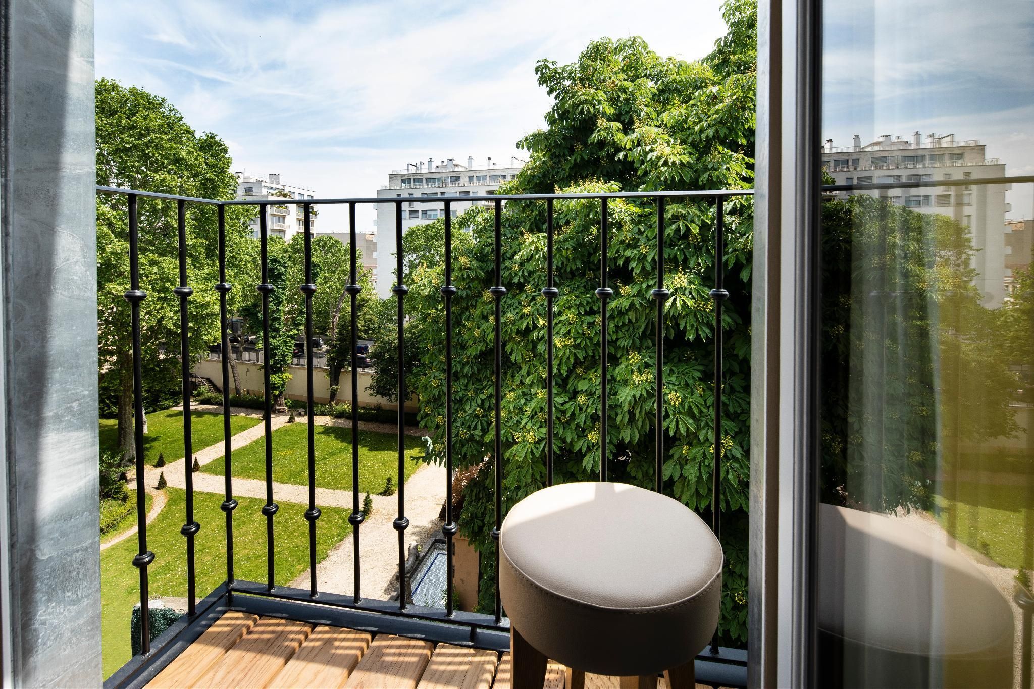 Hôtel de la Tour Eiffel Double Room 3