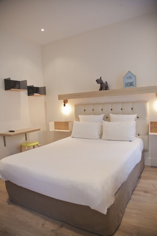 Alexandrine Opera Double Room 5