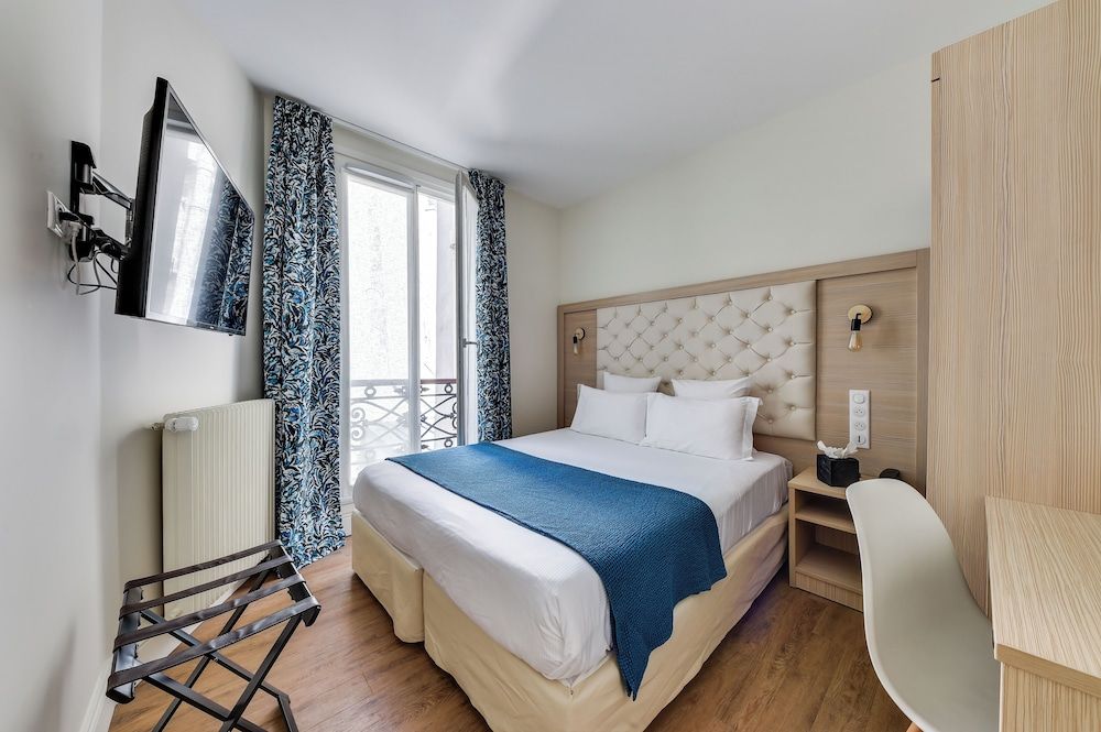 Alexandrine Opera Double Room 11