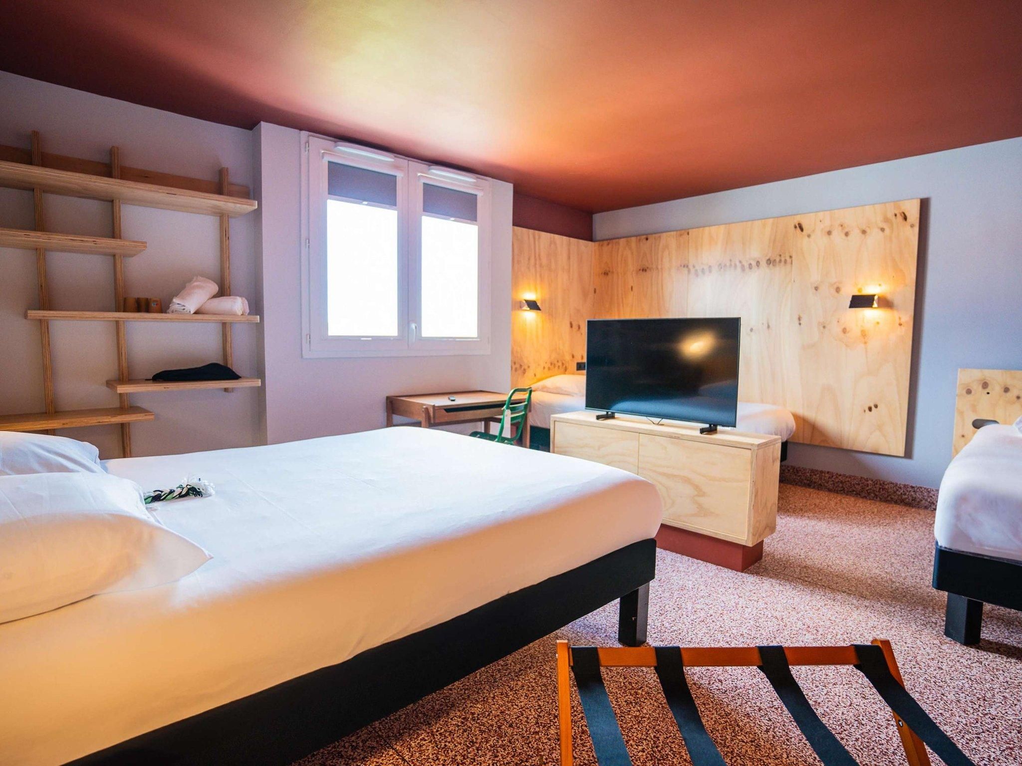 POP Family Room for 4 people