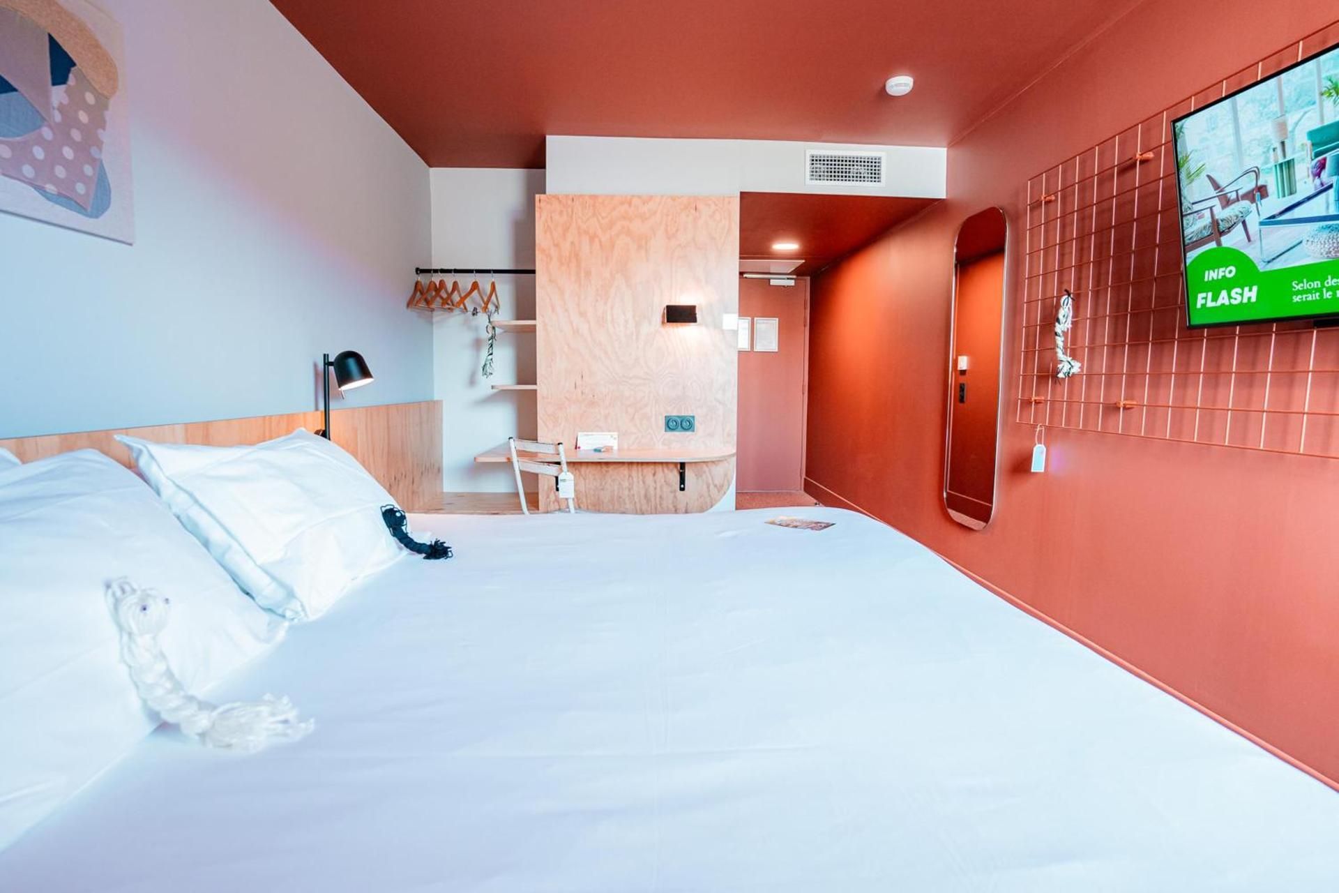 POP Room - Double bed