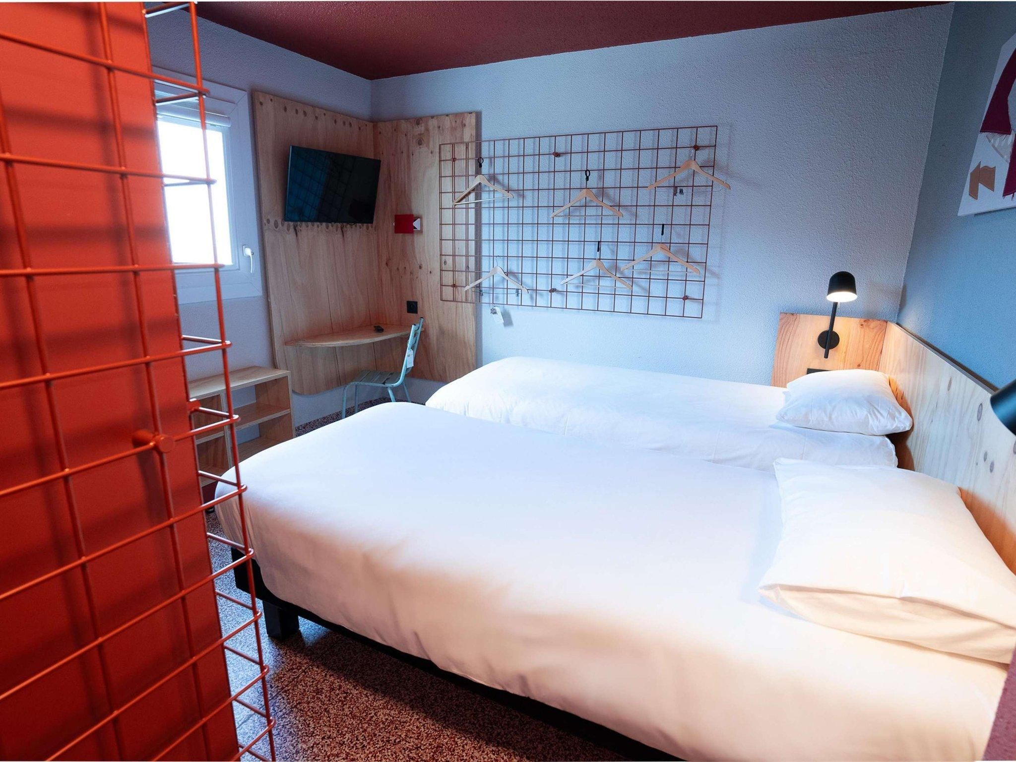 Little POP Room - 2 single beds