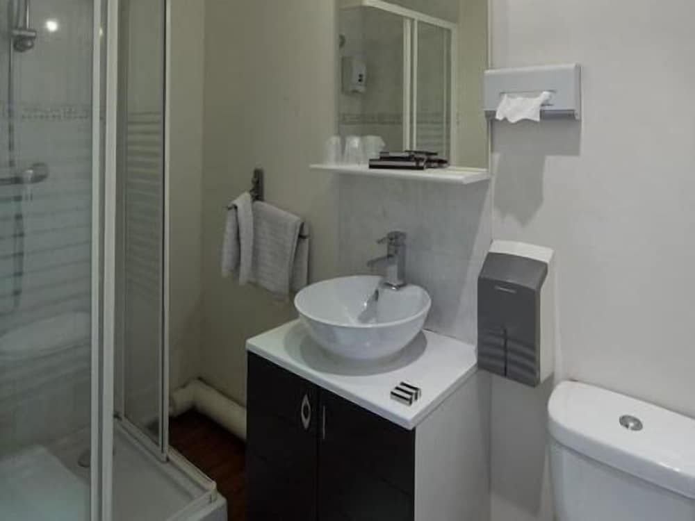 Hotel La Carpe D'or Double Room, Ensuite 9