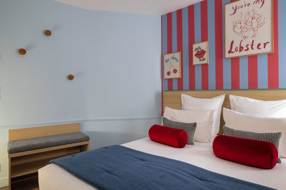 undefined Hôtel La Folie des Prés - Saint-Germain-des-Prés