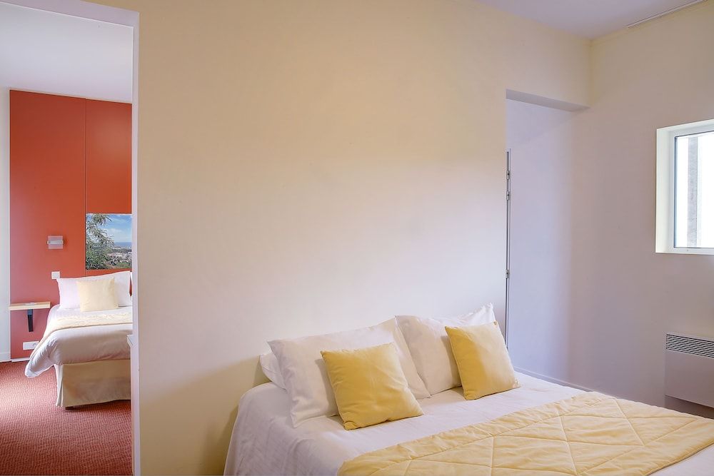 Best Western Plus Les Terrasses De Brehat Family Room, 1 King Bed, Non Smoking (with Sofabed)