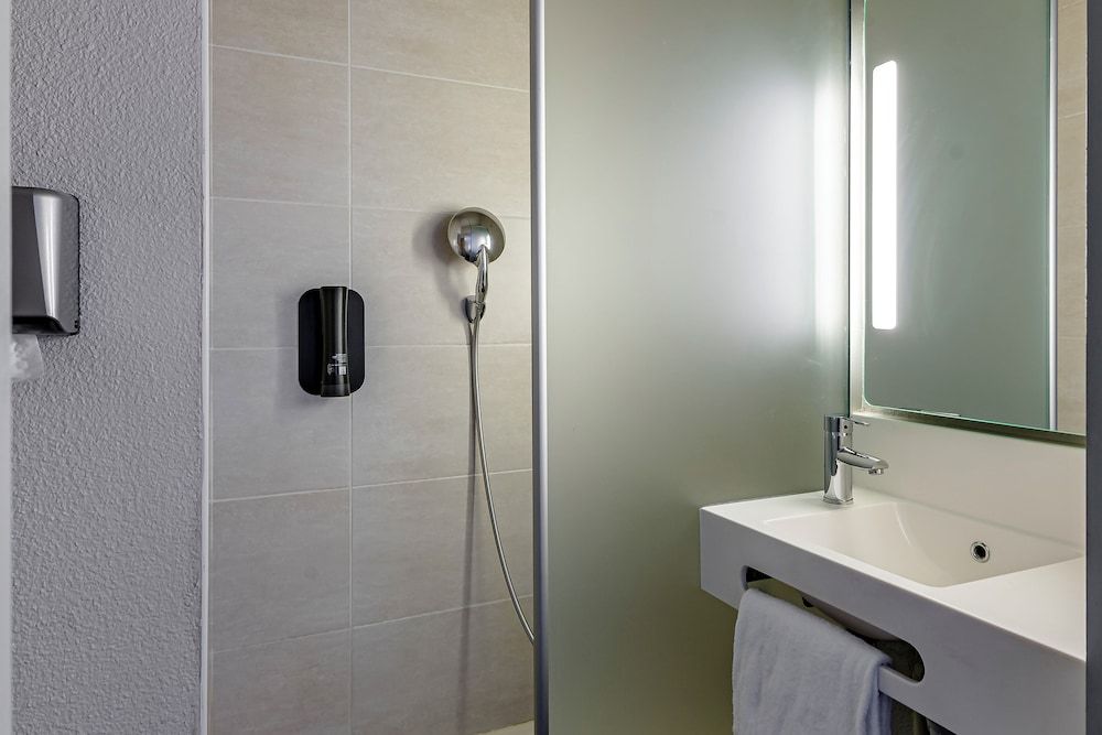 B&B Hôtel Bordeaux Est Double Room, Non Smoking 5