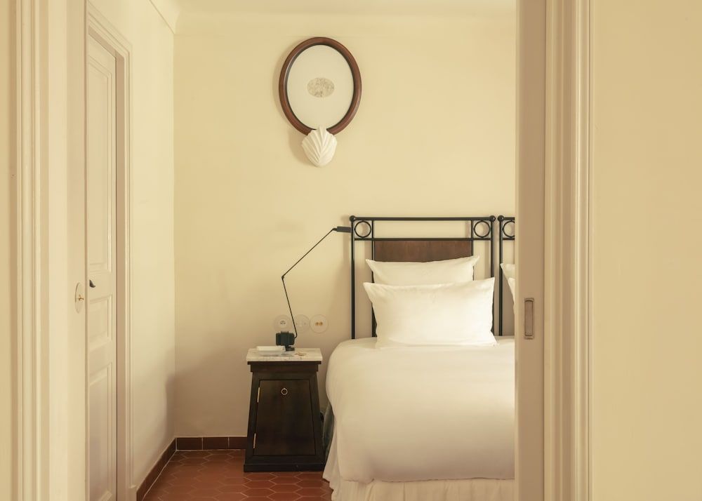 Prestige Tropezian suite with Terrace and Sea View