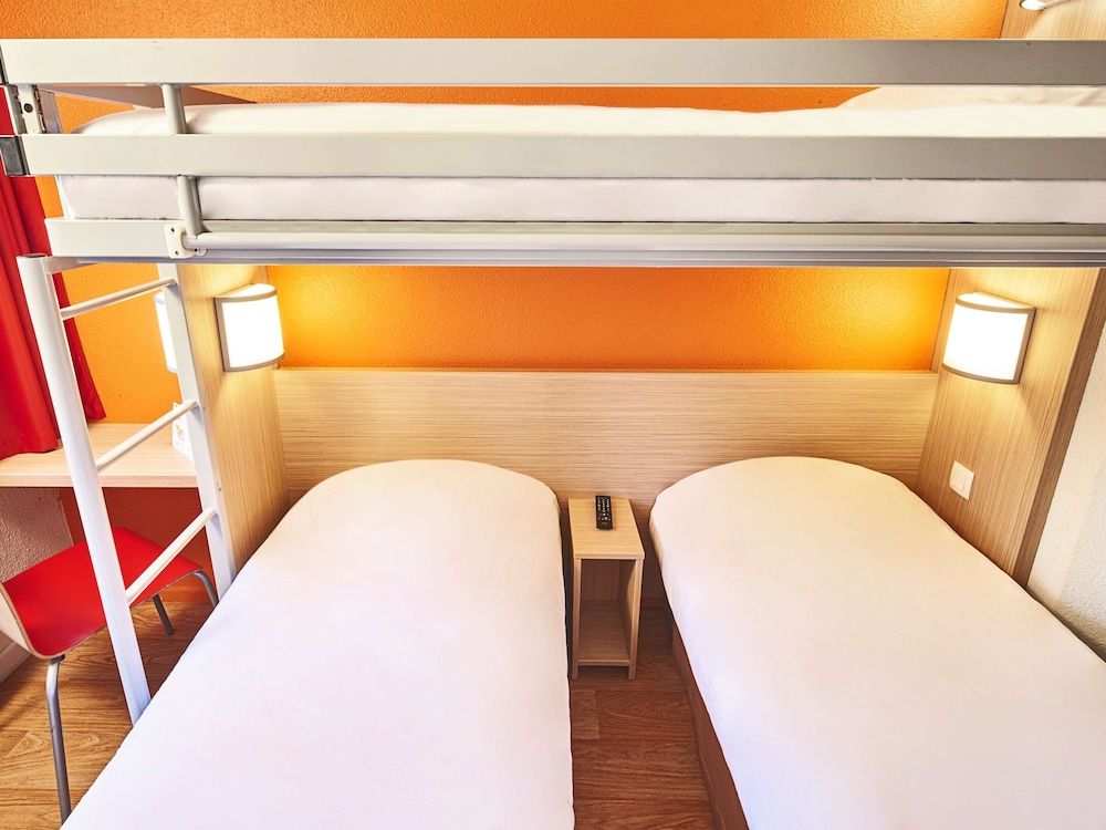 Première Classe Nantes Sud - Rezé Aéroport Standard Room, 3 Twin Beds 2