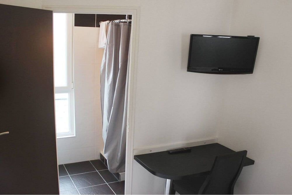 Royal Wagram Classic Room 9