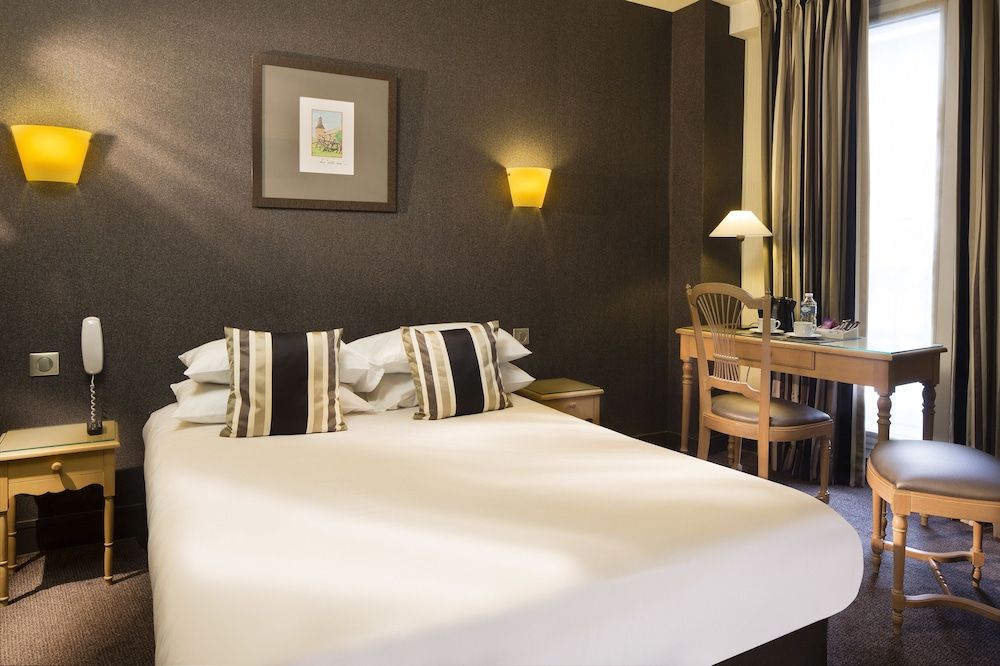 Hotel Albert 1er Paris Lafayette Double Room 4