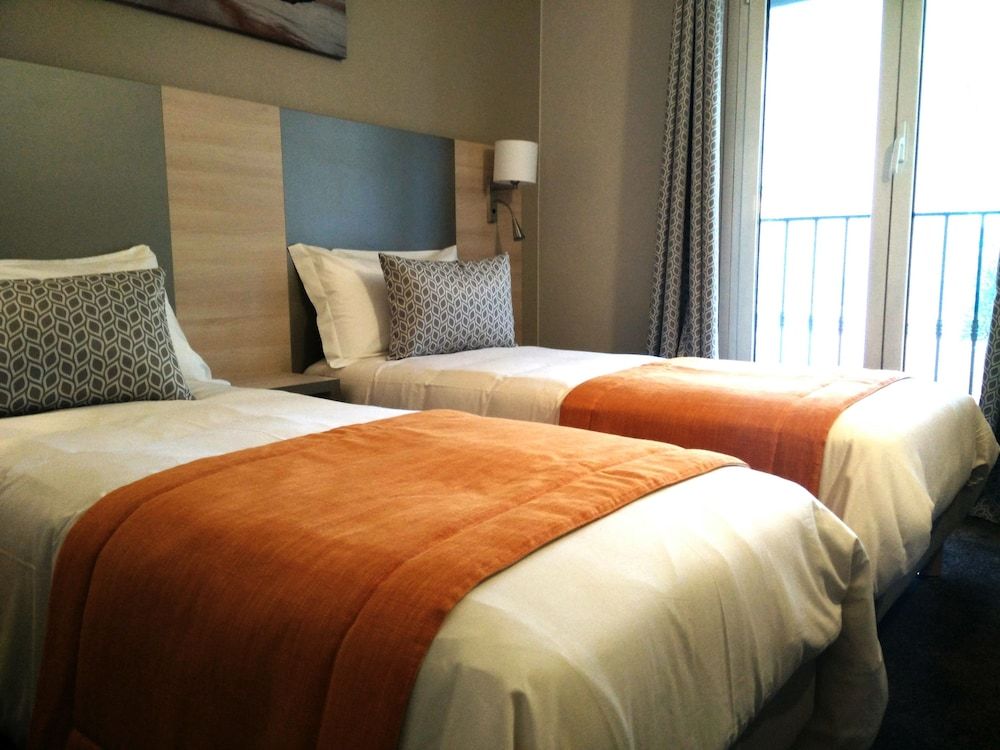 Hôtel du Midi Standard Twin Room 5