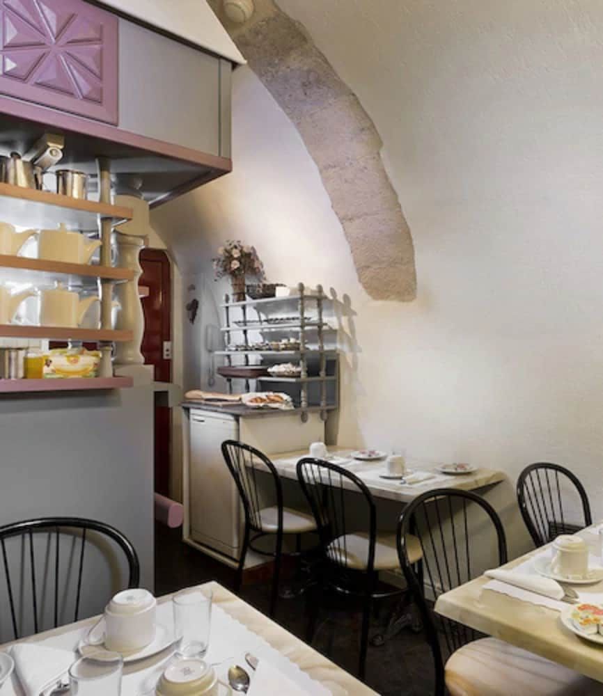 undefined Hotel Flor Rivoli 3