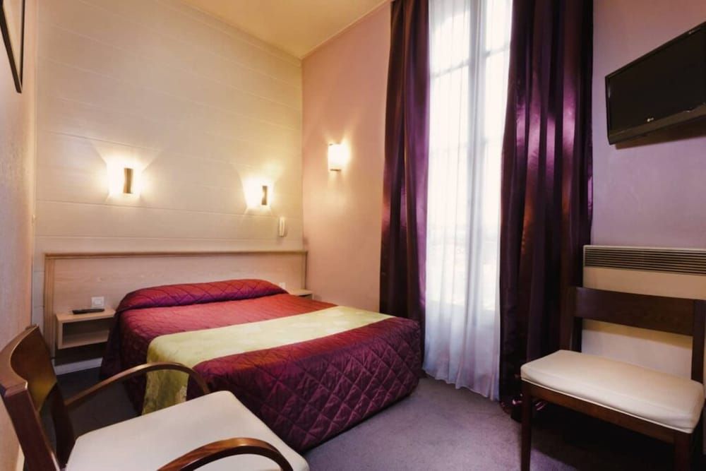 undefined Hotel Flor Rivoli 3