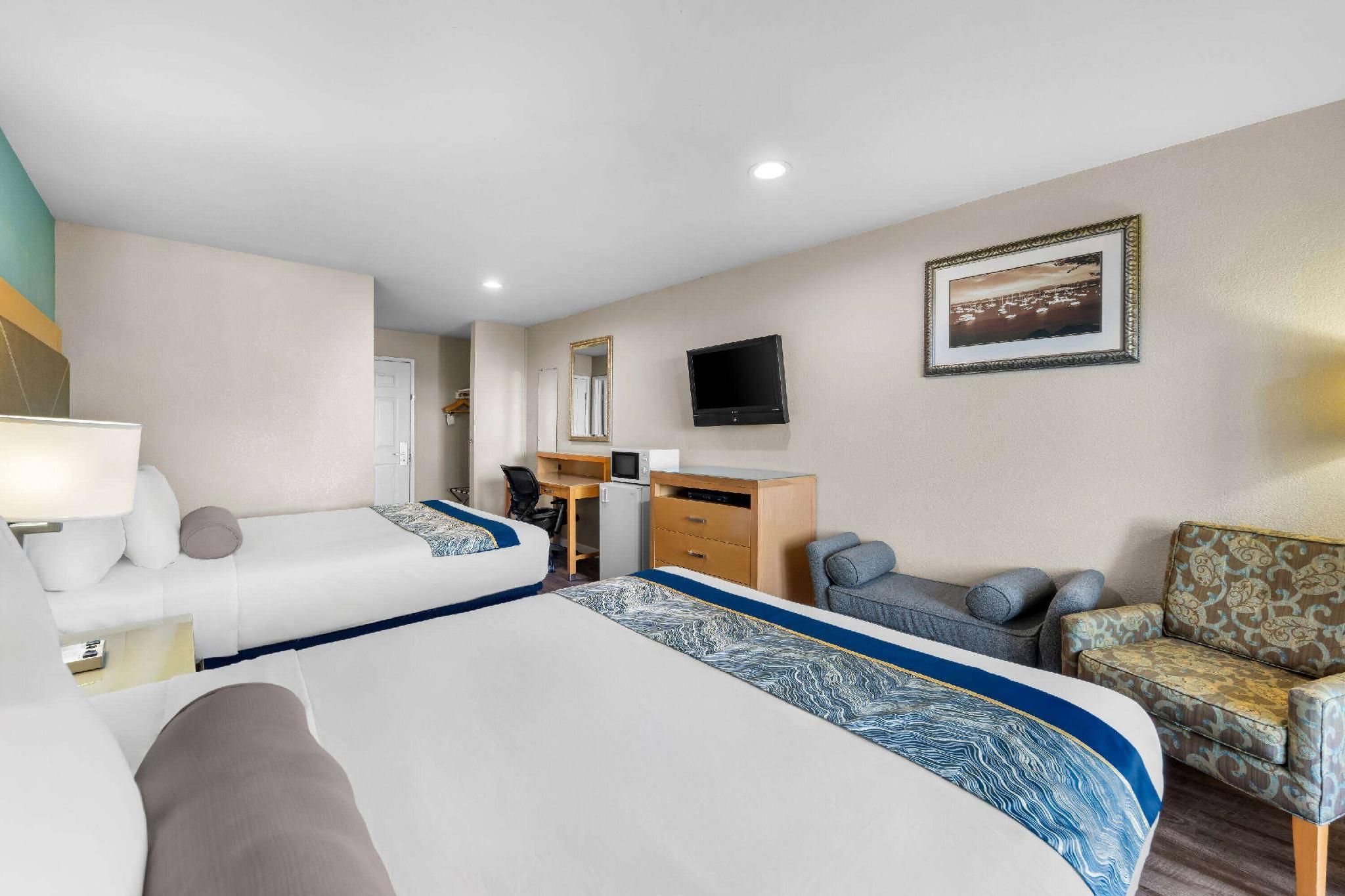 2 Queen Beds Business Room Non-Smoking