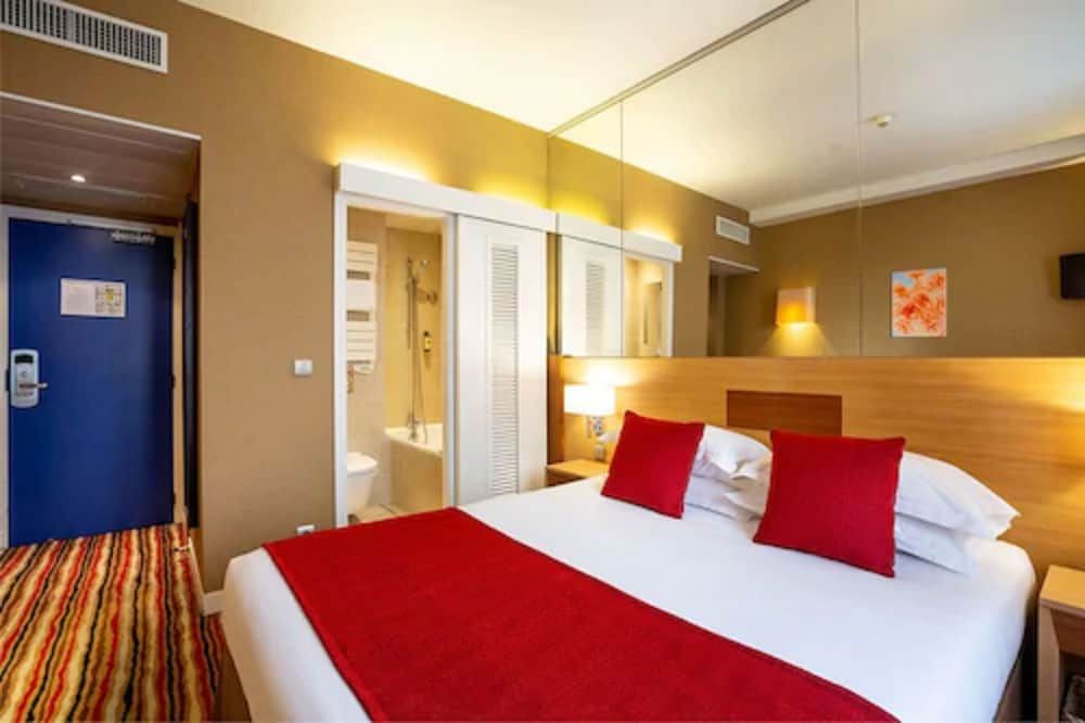 Hotel Pavillon Bastille Classic Double or Twin Room 3