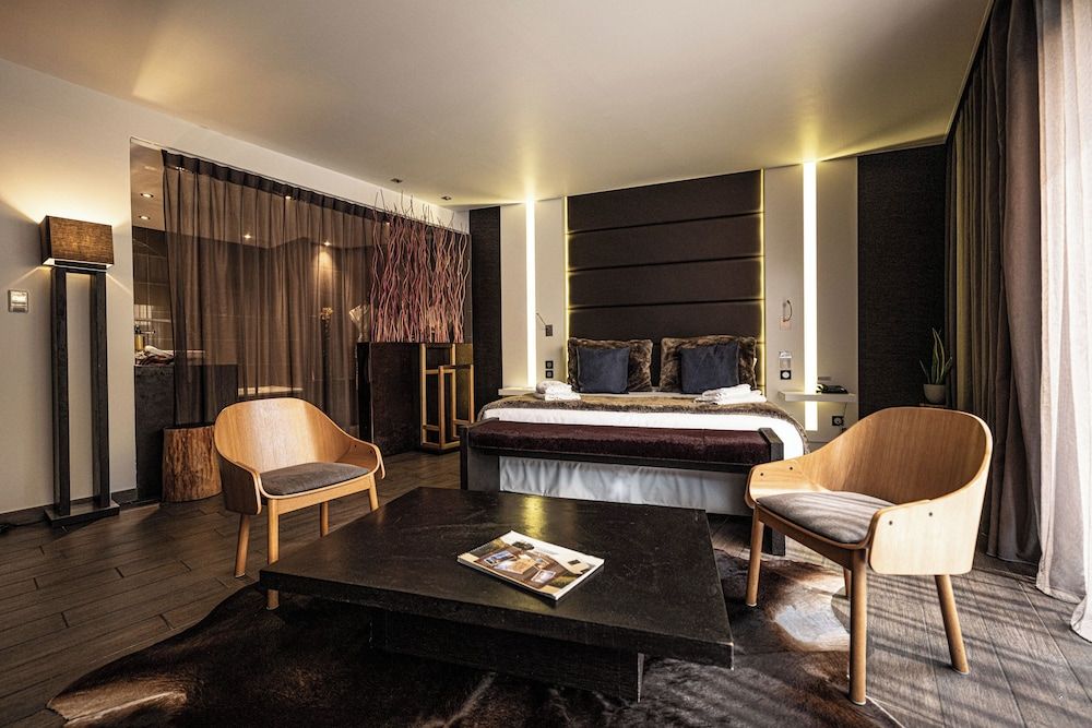 Junior Double or Twin Room, Non Smoking, Bathtub